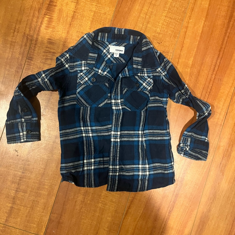 Long sleeve flannel button up